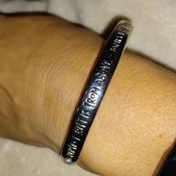 Bracelet, twisted, James 1:17, Every good gift & every perfect gift is from abov - Picture 2 of 3